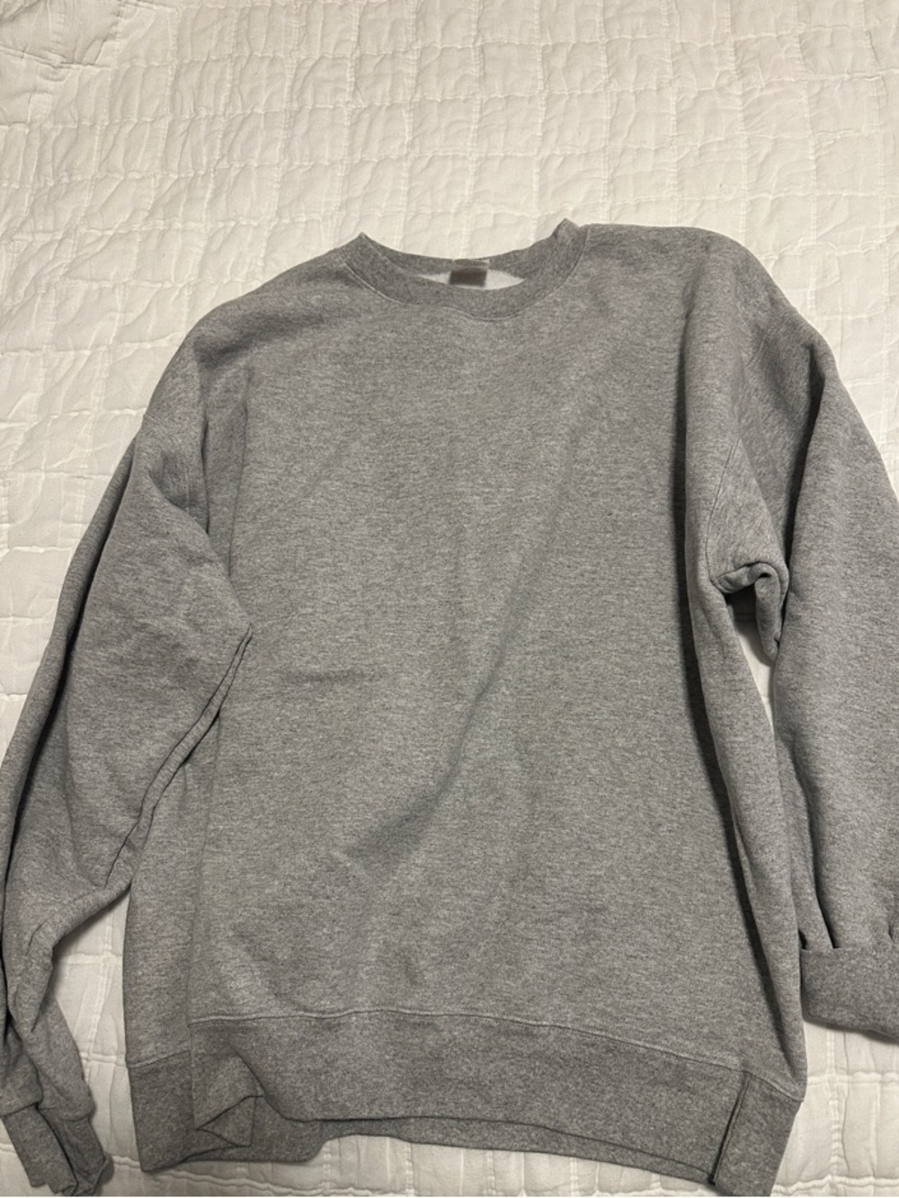Hanes Gray Crewneck Sweatshirt - Men's/Women’s Casual Pullover
